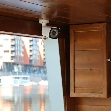 Úszó hotel Housboat Bonansa - A Unique Experience In Prága